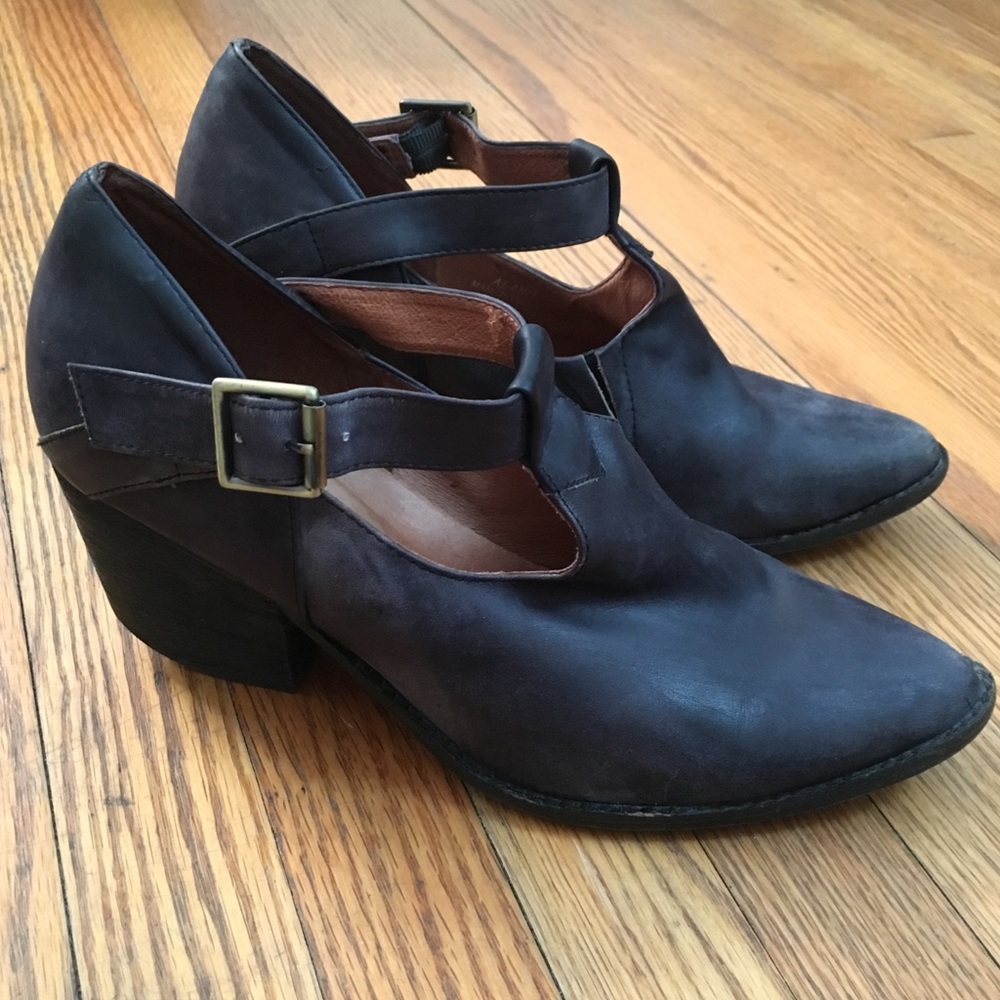 ๐SOLD๐ Jeffrey Campbell Alamo Ankle Boots - Picture 5 of 8